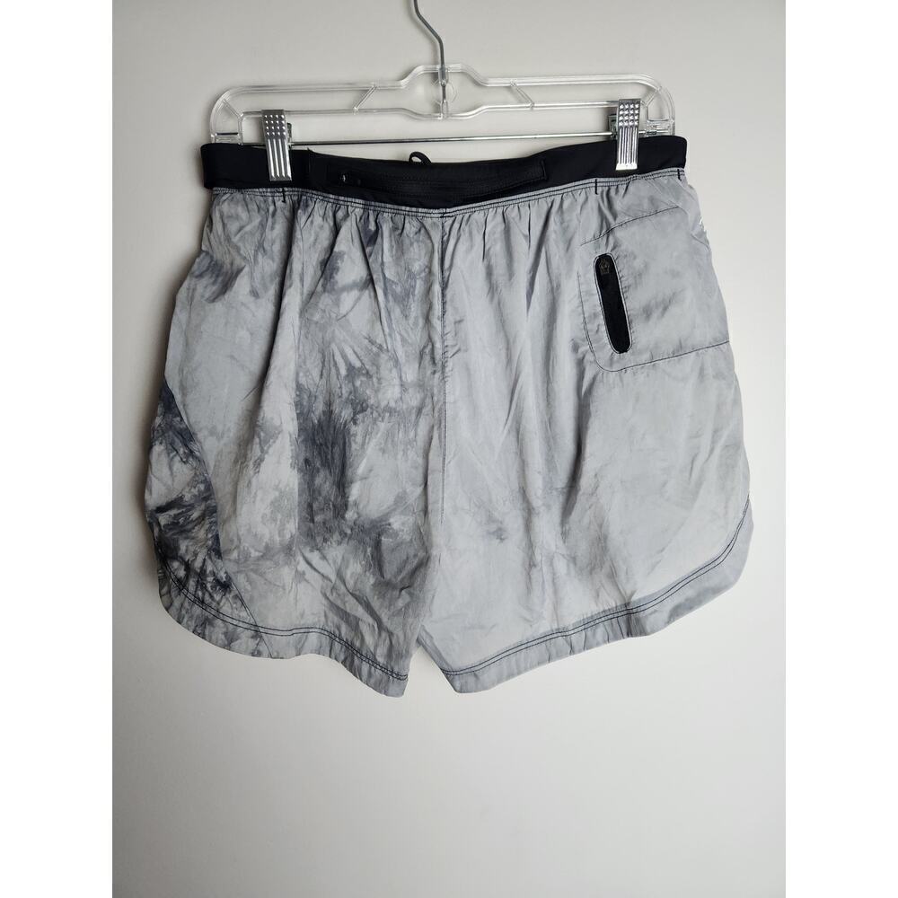Nike womens trail shorts sz M built-in liner stash pockets marbled gray gorpcore - Picture 4 of 11